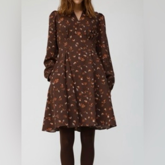 Moussy Dresses & Skirts - Moussy Brown Floral Midi Dress